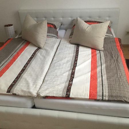 Ferienwohnung Am Schmidtstedter Knoten Ерфурт Екстер'єр фото