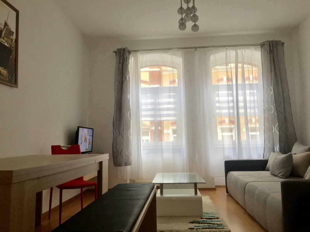 Ferienwohnung Am Schmidtstedter Knoten Ерфурт Екстер'єр фото